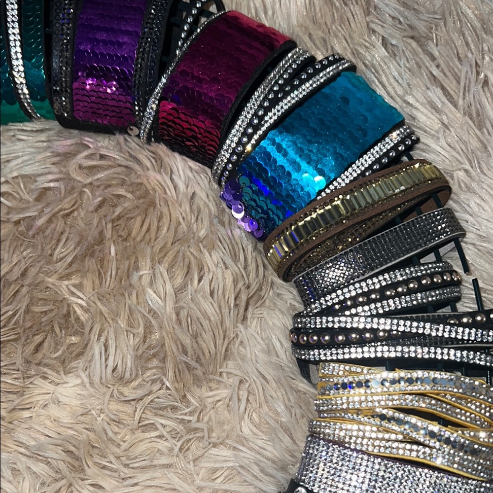29 Paparazzi Bracelets on a Craft Wreath - PreLOVED - Picture 6 of 10